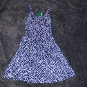 brand new blue flow H&M dress